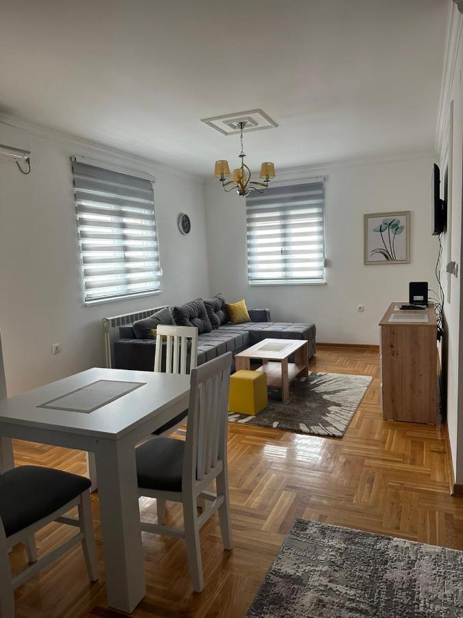 Port 2 Apartment Belgrade Luaran gambar
