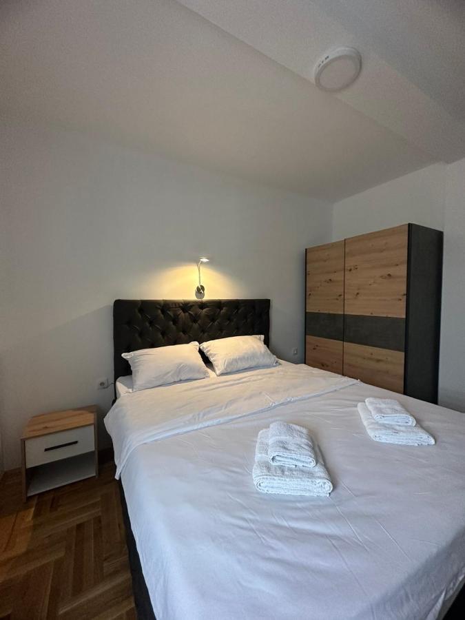 Port 2 Apartment Belgrade Luaran gambar